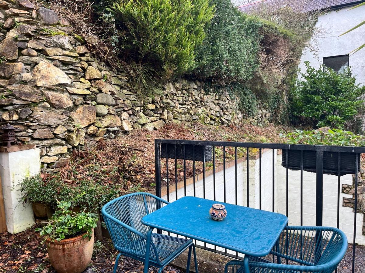 Woodbriar Bed & Breakfast Penmaenmawr ภายนอก รูปภาพ
