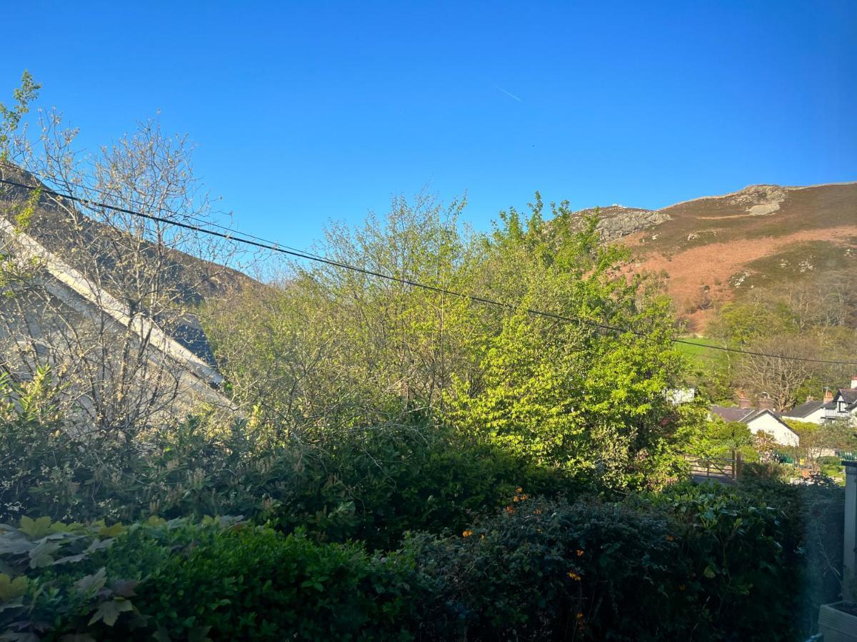 Woodbriar Bed & Breakfast Penmaenmawr ภายนอก รูปภาพ