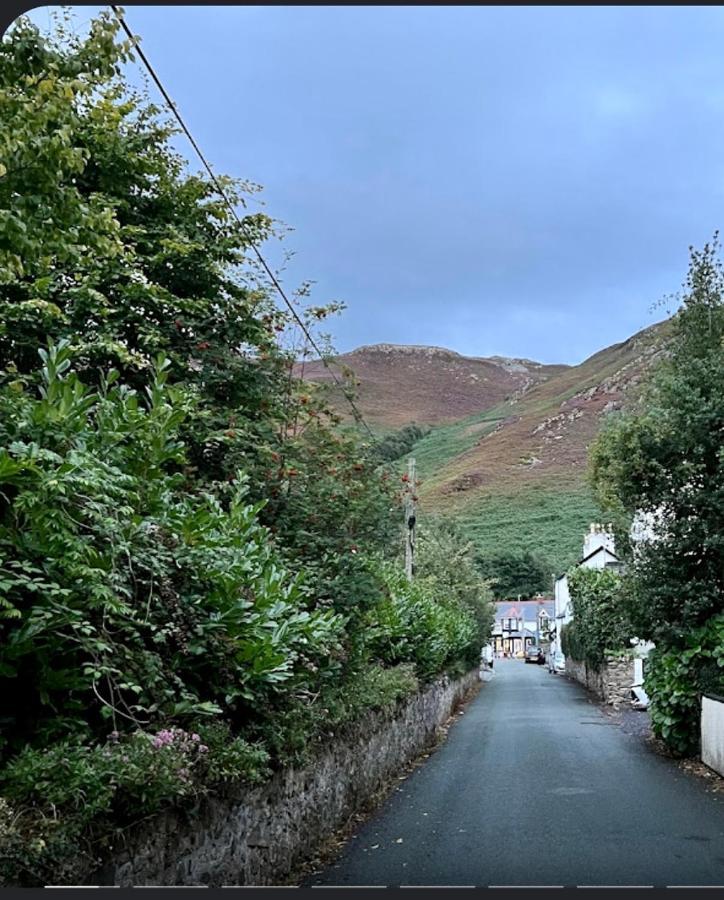 Woodbriar Bed & Breakfast Penmaenmawr ภายนอก รูปภาพ