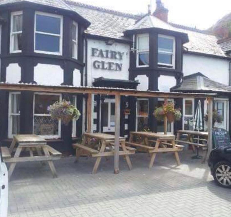 Woodbriar Bed & Breakfast Penmaenmawr ภายนอก รูปภาพ
